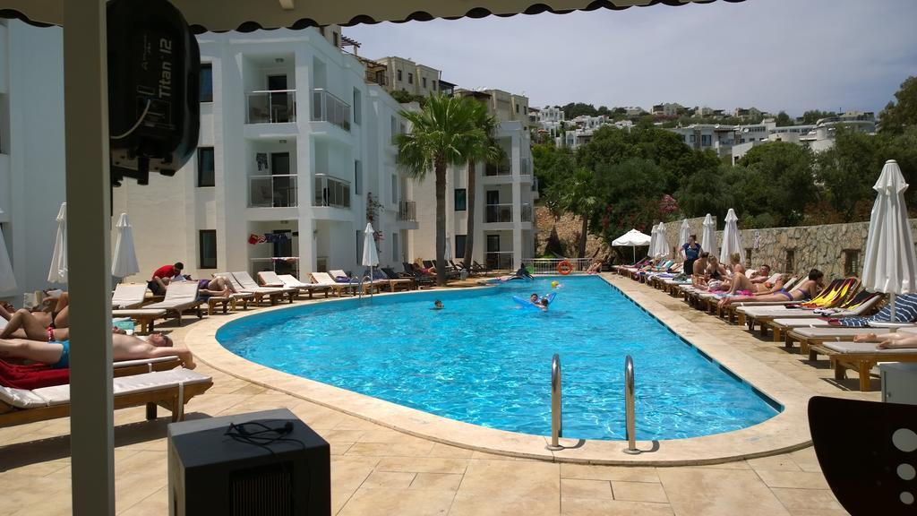 غومْبيت Costa Queen Suites المظهر الخارجي الصورة