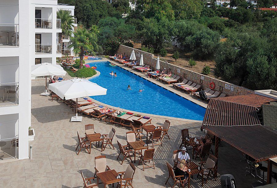 غومْبيت Costa Queen Suites المظهر الخارجي الصورة