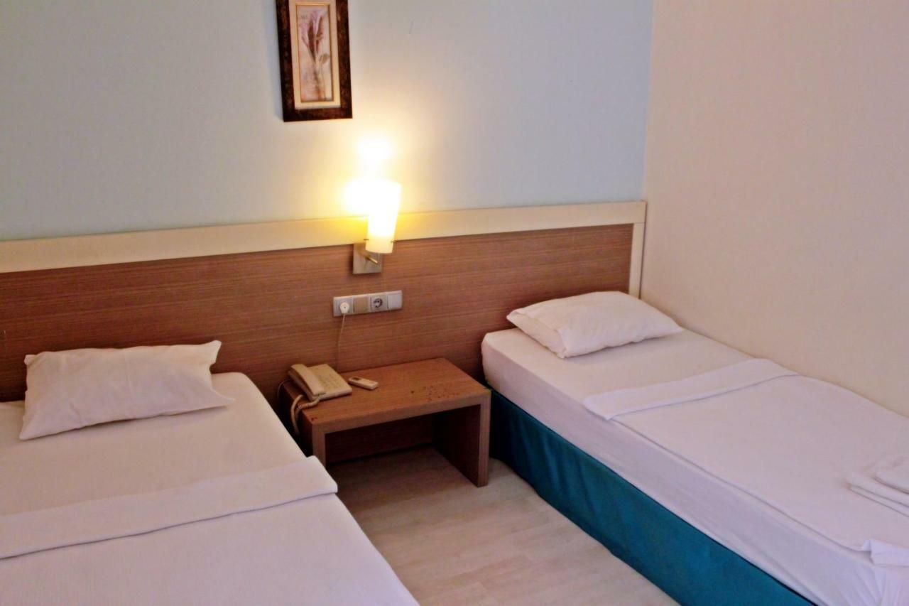 غومْبيت Costa Queen Suites المظهر الخارجي الصورة