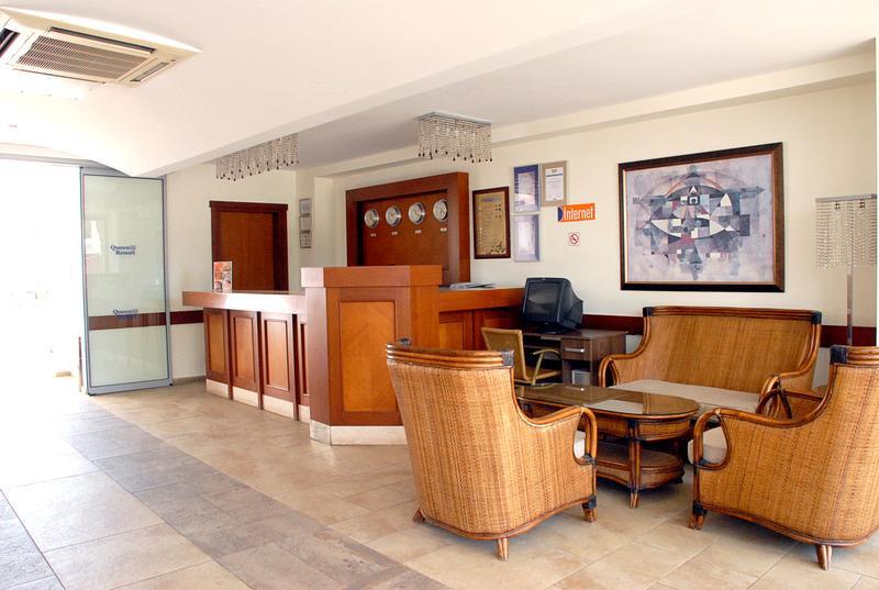 غومْبيت Costa Queen Suites المظهر الخارجي الصورة